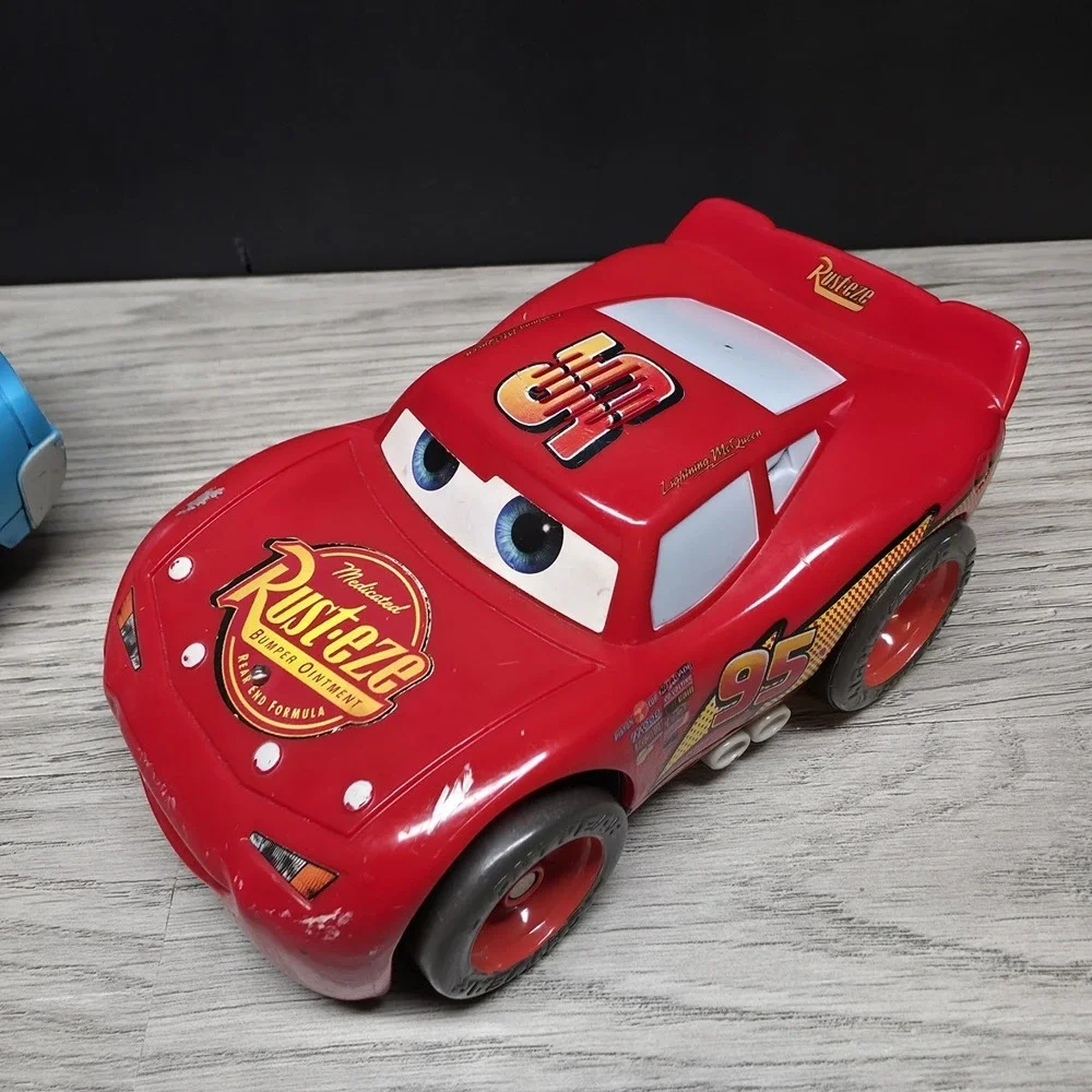 2005 Disney Pixar Cars 